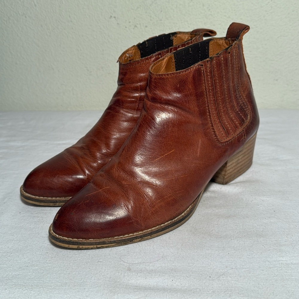 Marta Johansson, Portuguese Made Bootie, size 8, cognac brown, 2 inch heel